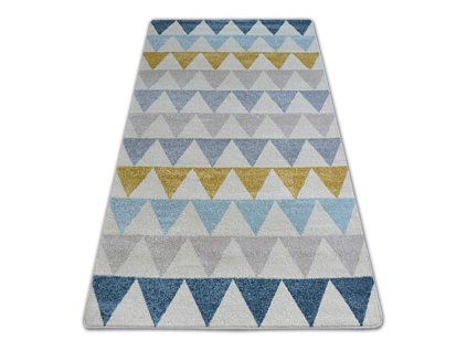 Covor nordic plin de modele geometrice.